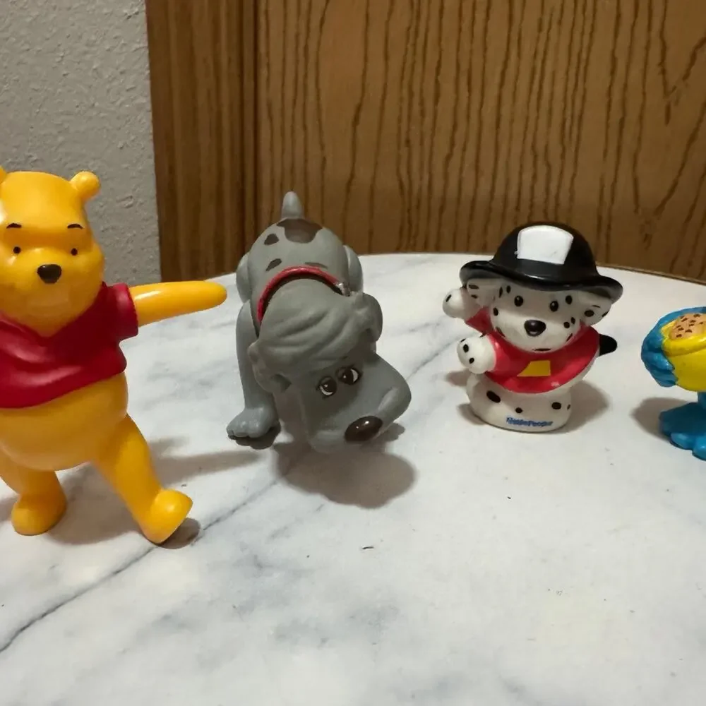 Disney /pound puppy/ figurines